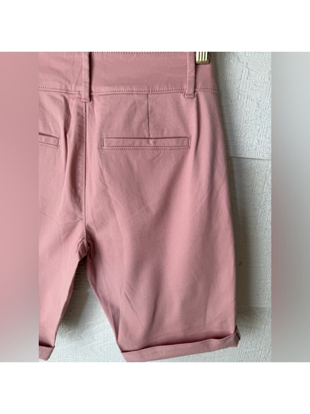 Pink Bermuda Shorts Size 2 10” Inseam Cuffed - Picture 6 of 9